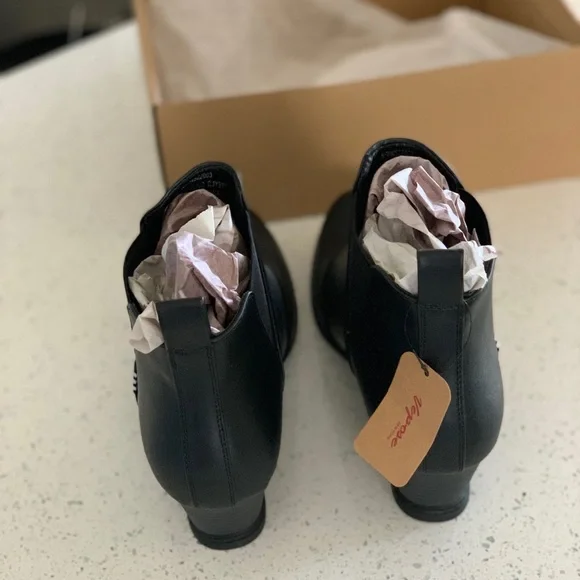 Vepose Chic Black Ankle Boots ~10 - Picture 4 of 8